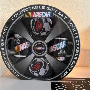 NASCAR Cocoa Cups Collection Gift set New